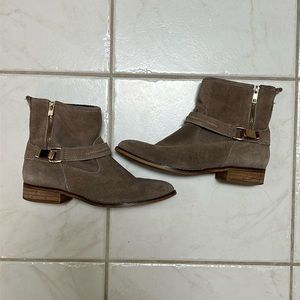 Steve Madden Suede Booties